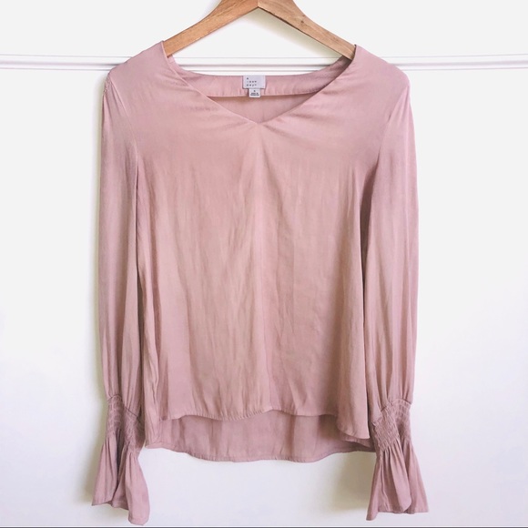 a new day Long Sleeve V-Neck Top - Picture 2 of 5